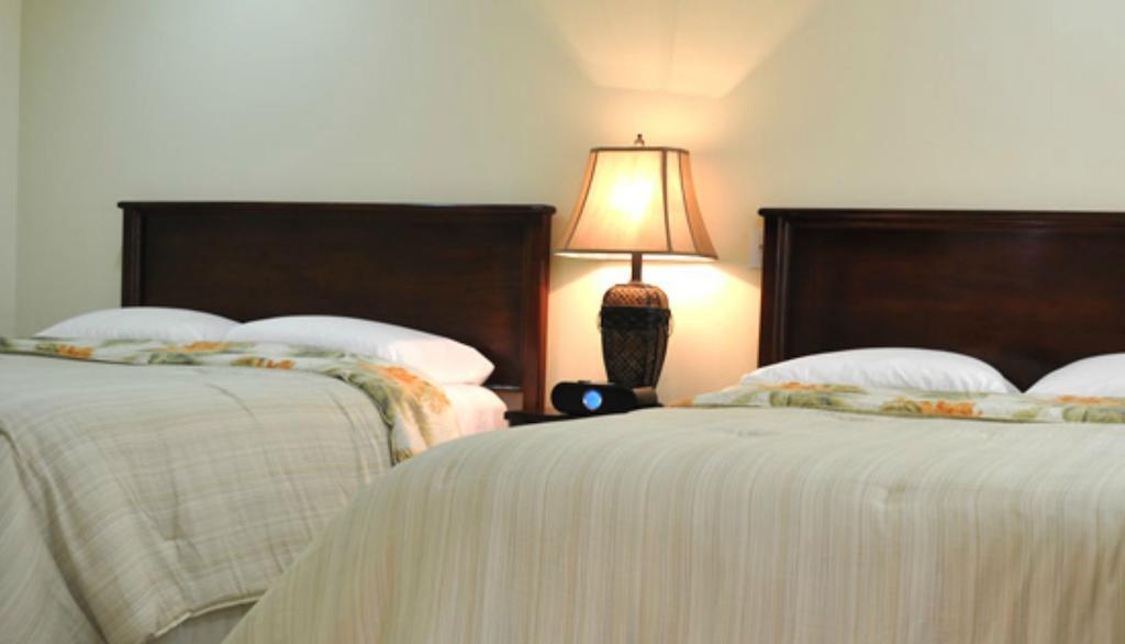 Rainbow Hotel Caye Caulker Chambre photo